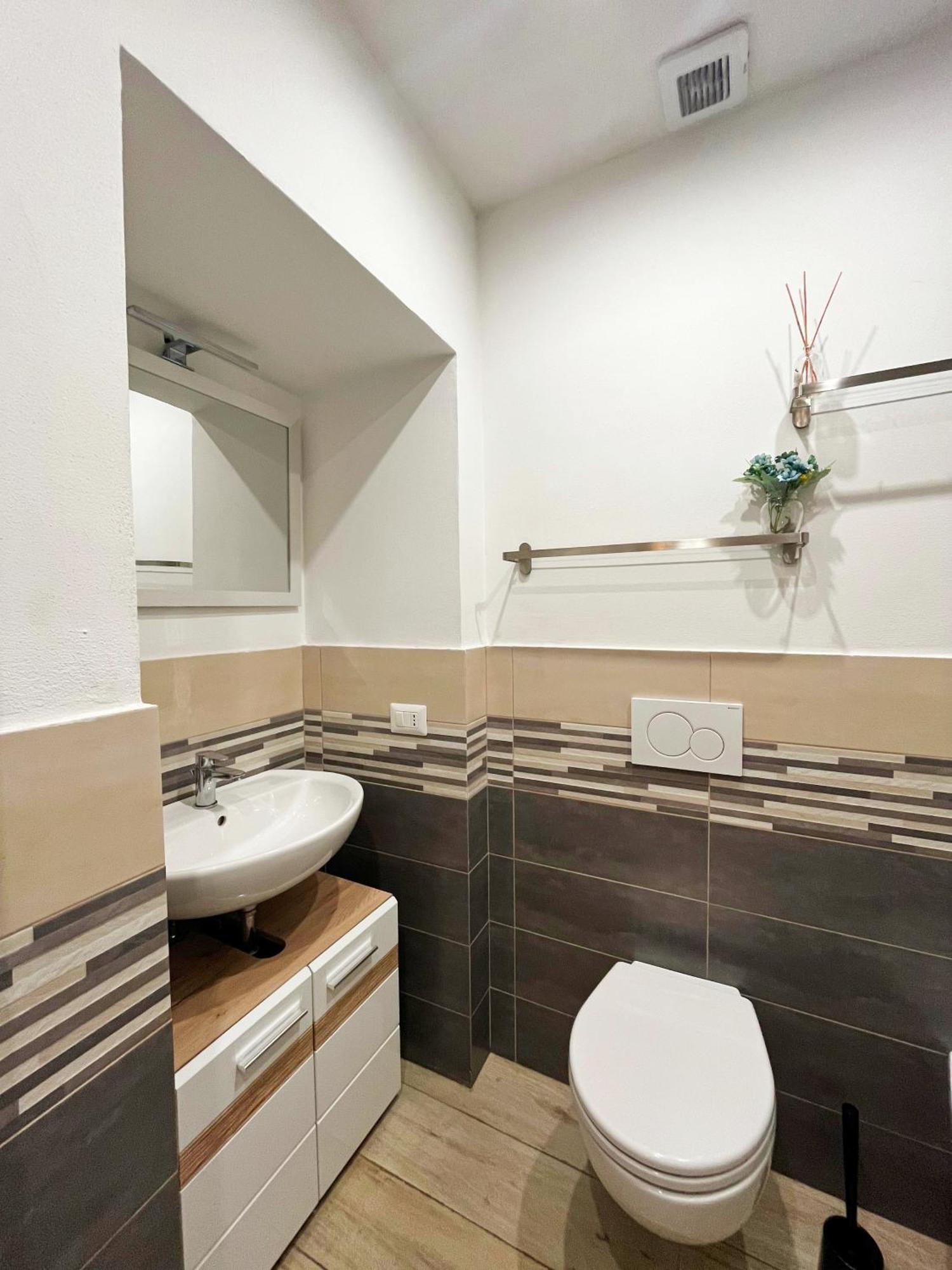 Appartamento Di Gabriela Florenţa Exterior foto